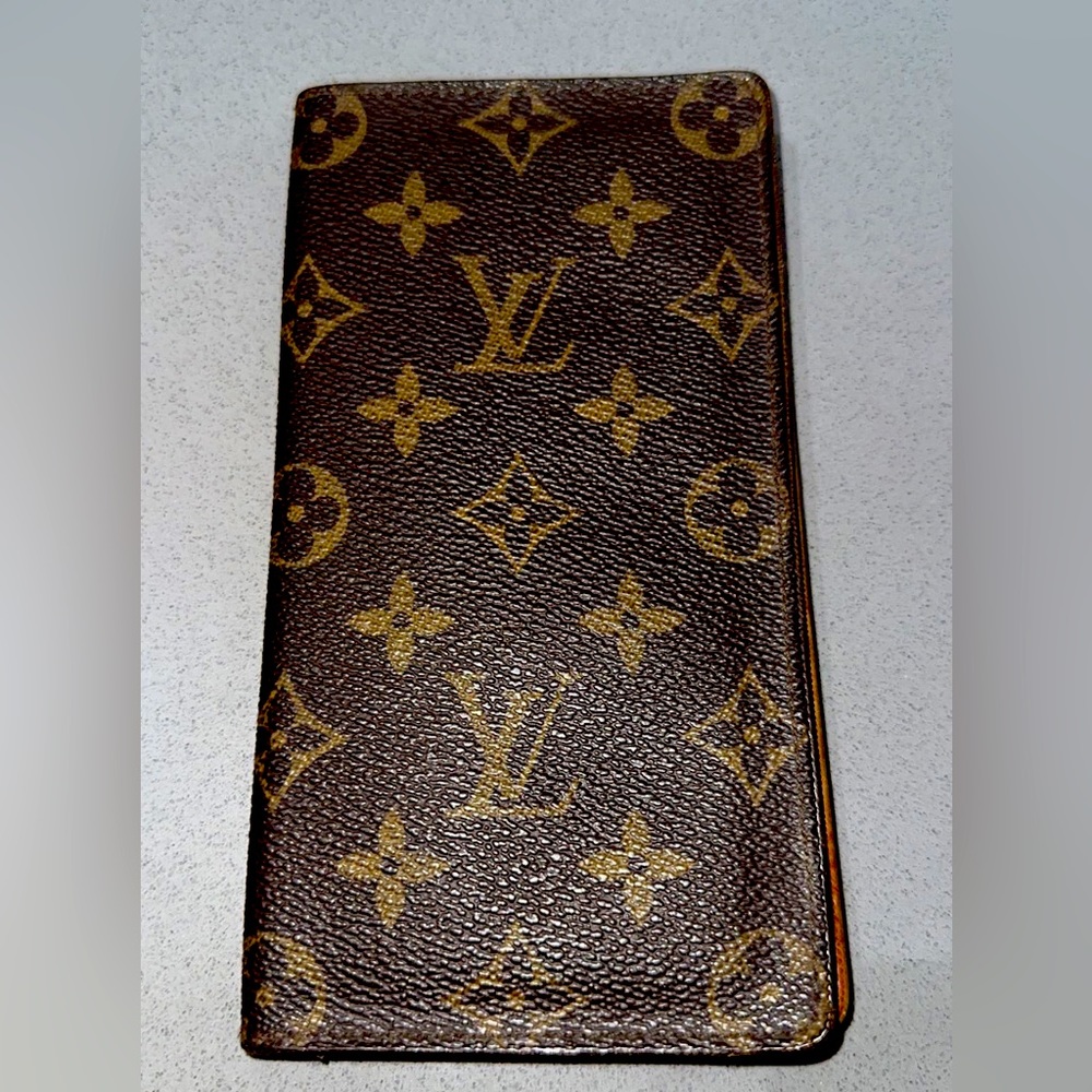 Vintage Louis Vuitton Brown Bi-Fold Thin Wallet Used (Authentic) - Serial# 880CT